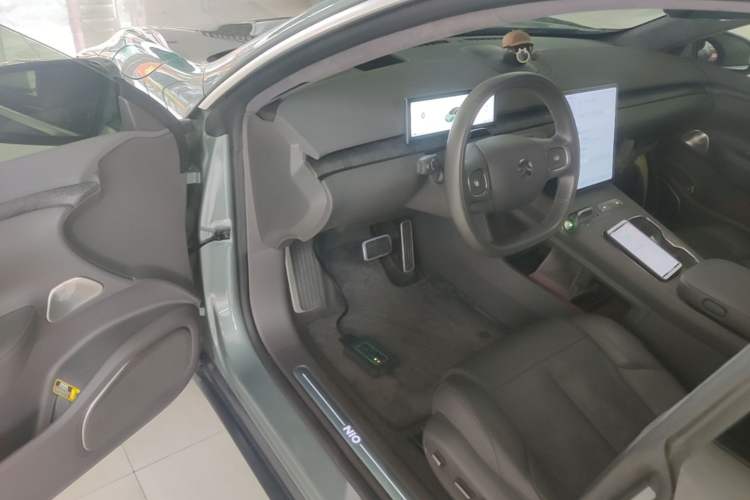 Used Nio ET7 2022 75 kWh Driver Seat