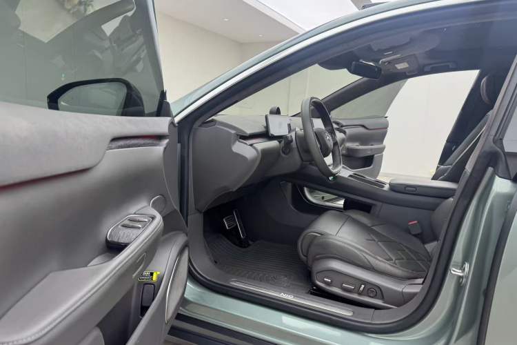 Used Nio ET7 2022 100kWh First Edition Driver Seat