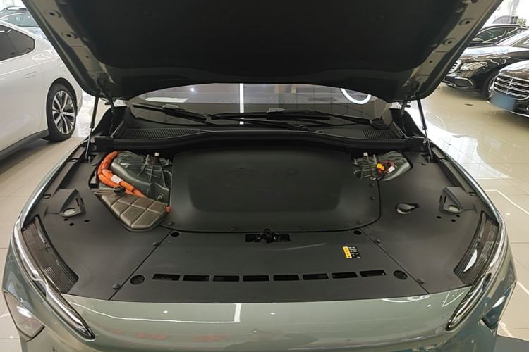 Used Nio ET7 2022 75 kWh Engine Bay