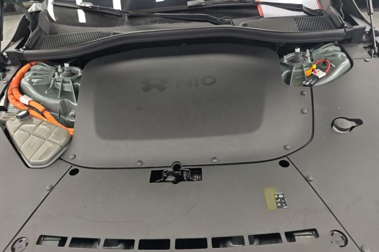 Used Nio ET7 2022 75 kWh Engine Bay