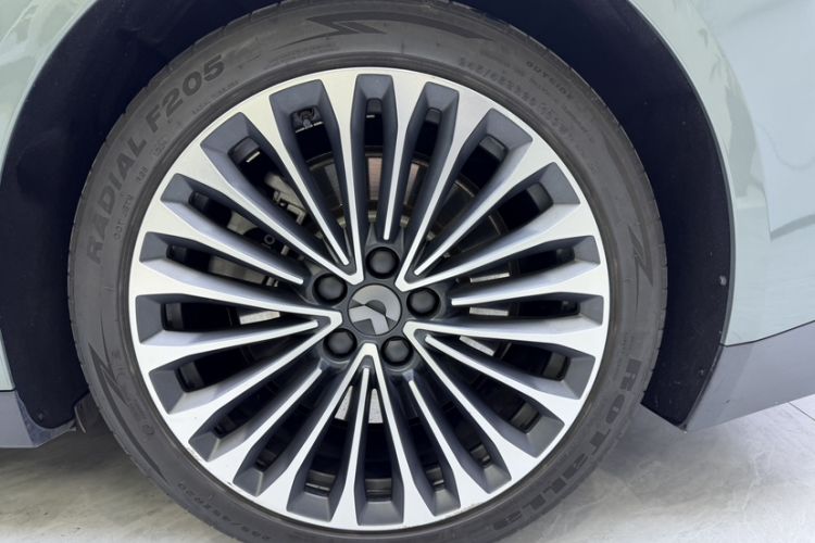 Used Nio ET7 2022 100 kWh Exterior 1