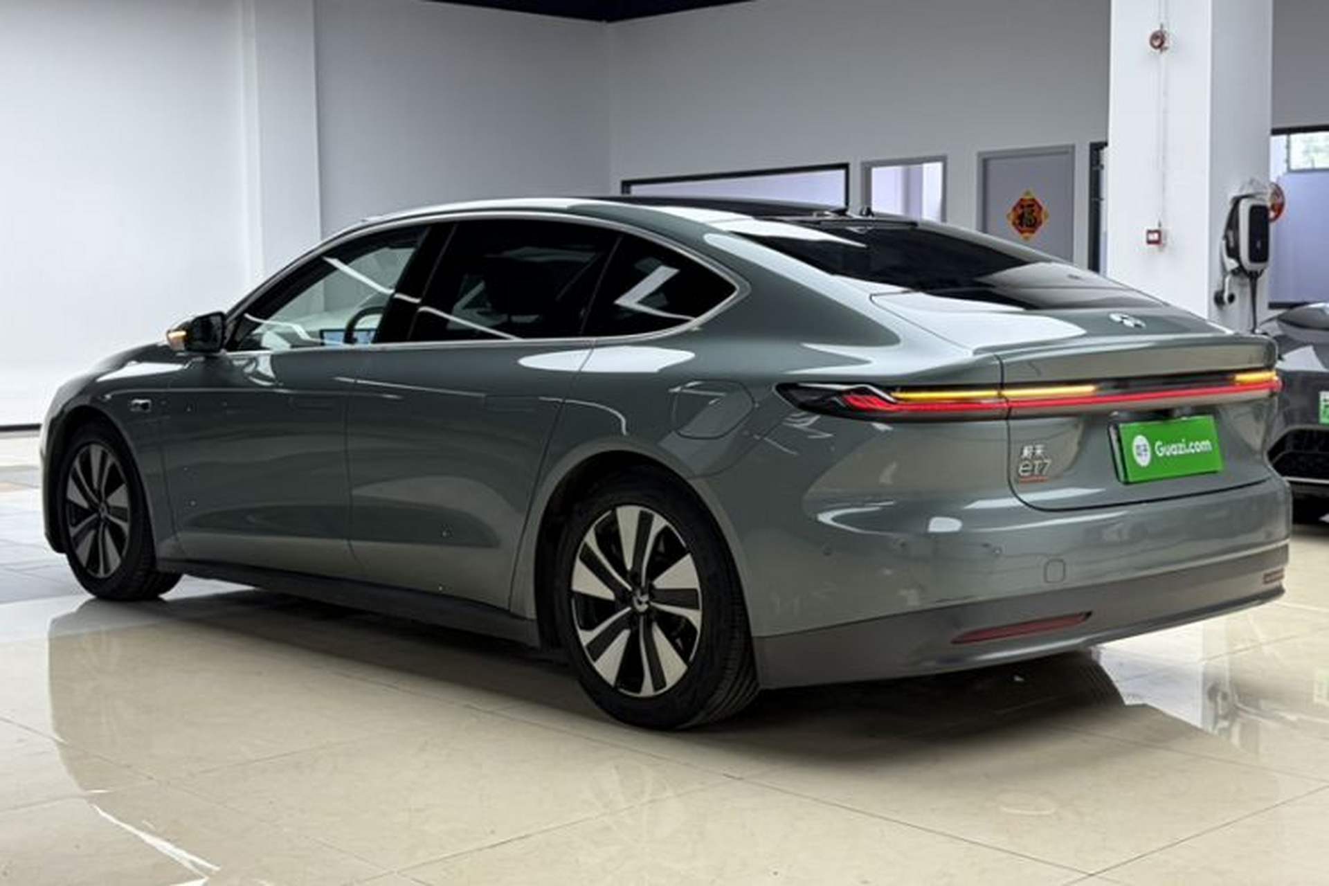 Used Nio ET7 2022 75 kWh Exterior 2