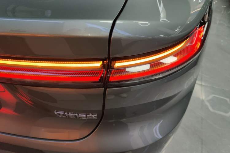 Used Nio ET7 2022 75 kWh Exterior 3