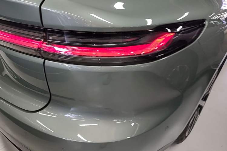 Used Nio ET7 2022 75 kWh Exterior 3