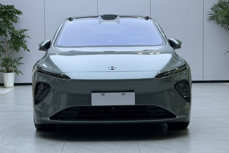 Used Nio ET7 2022 100 kWh Exterior 3
