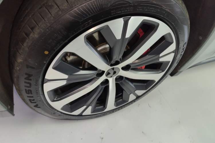 Used Nio ET7 2022 75 kWh Exterior 4