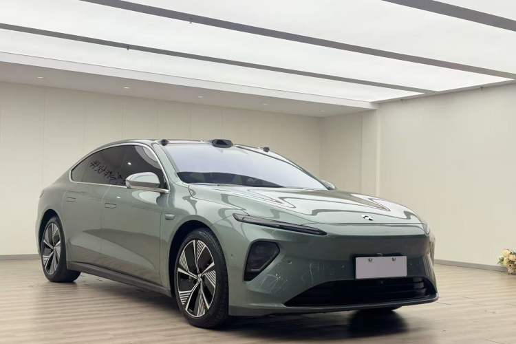 Used Nio ET7 2022 100kWh First Edition Front Right 45 Deg