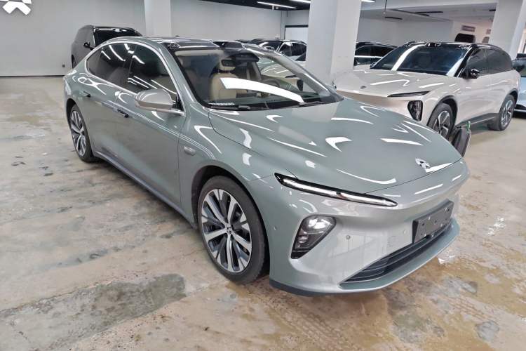 Used Nio ET7 2022 100kWh First Edition Front Right 45 Deg