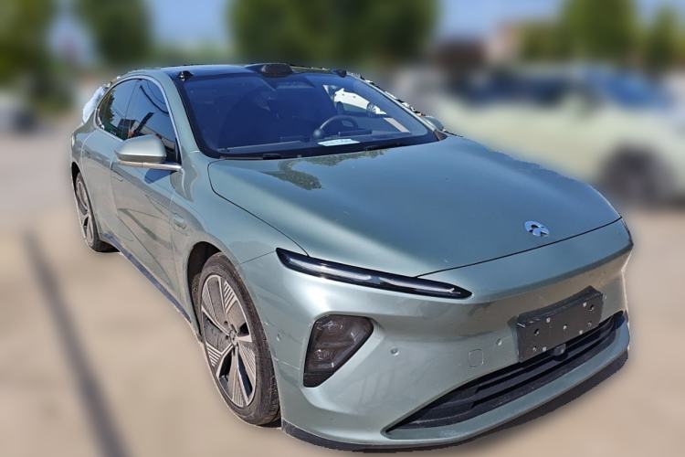 Used Nio ET7 2022 75 kWh Front Right 45 Deg