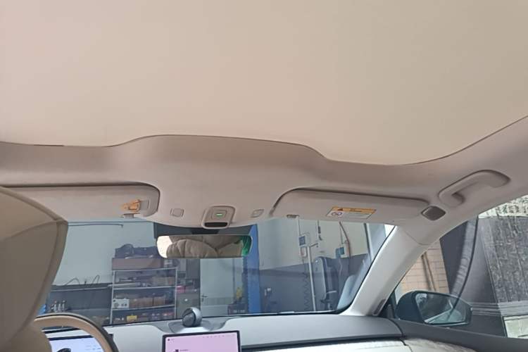 Used Nio ET7 2022 100kWh First Edition Headliner