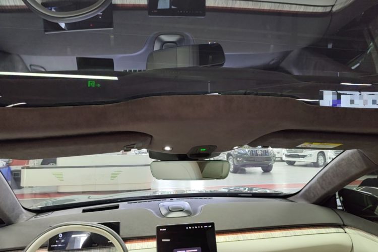 Used Nio ET7 2022 75 kWh Headliner