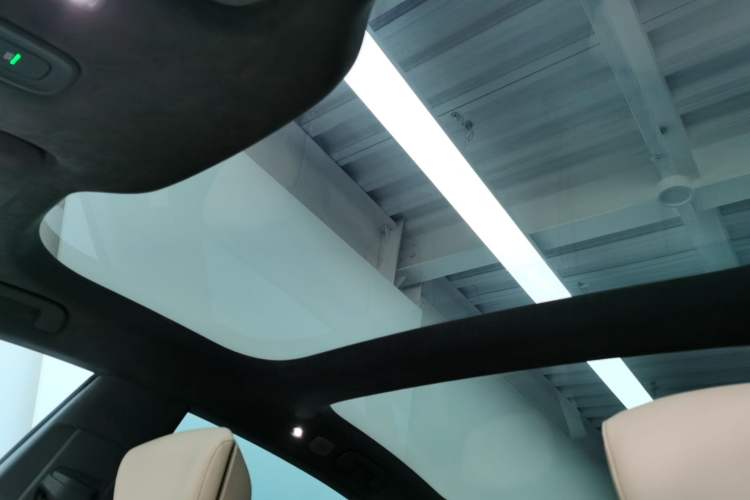Used Nio ET7 2022 75 kWh Headliner