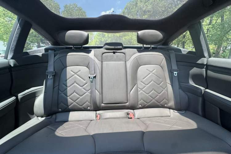 Used Nio ET7 2022 100kWh First Edition Interior 10