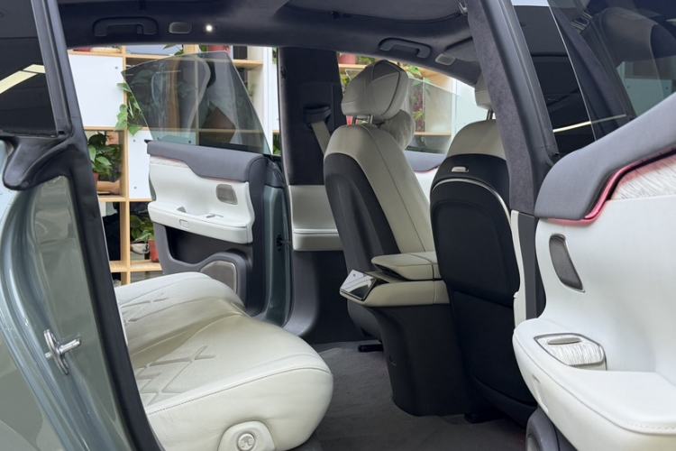 Used Nio ET7 2022 100kWh First Edition Interior 3