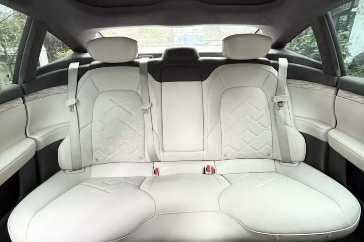 Used Nio ET7 2022 100kWh First Edition Interior 7