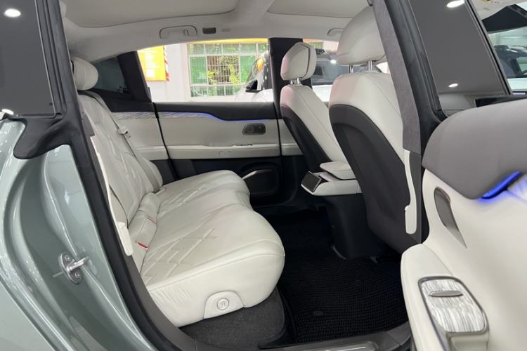 Used Nio ET7 2022 100kWh First Edition Interior 8