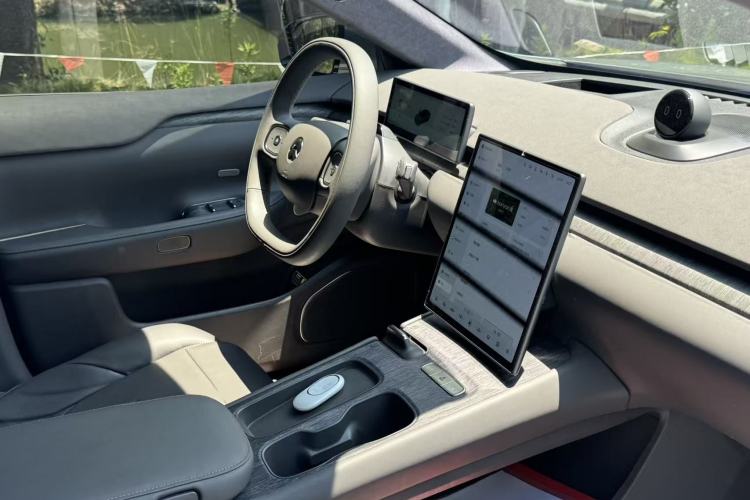 Used Nio ET7 2022 100kWh First Edition Interior 9