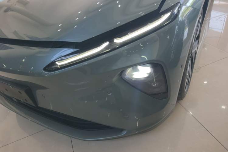 Used Nio ET7 2022 100kWh First Edition Left Front Headlight