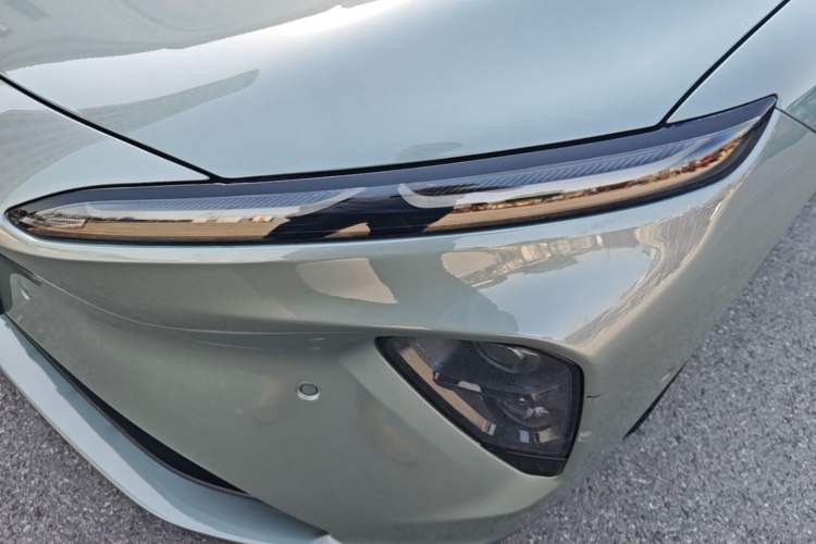 Used Nio ET7 2022 75 kWh Left Front Headlight
