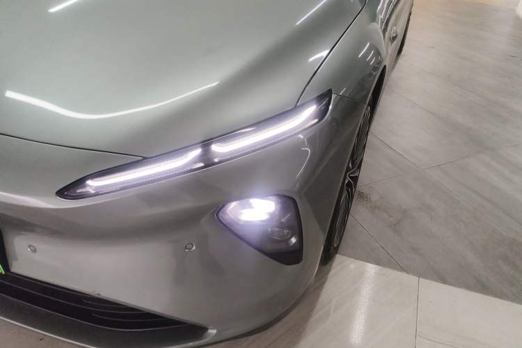 Used Nio ET7 2022 100 kWh Left Front Headlight