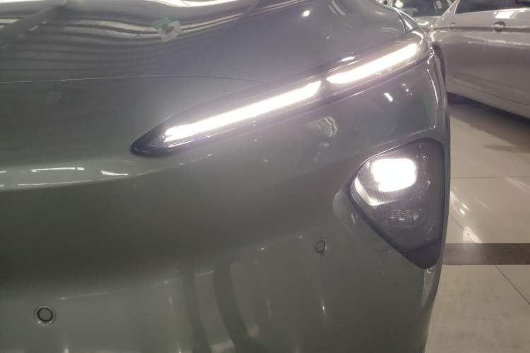 Used Nio ET7 2022 100kWh First Edition Left Front Headlight