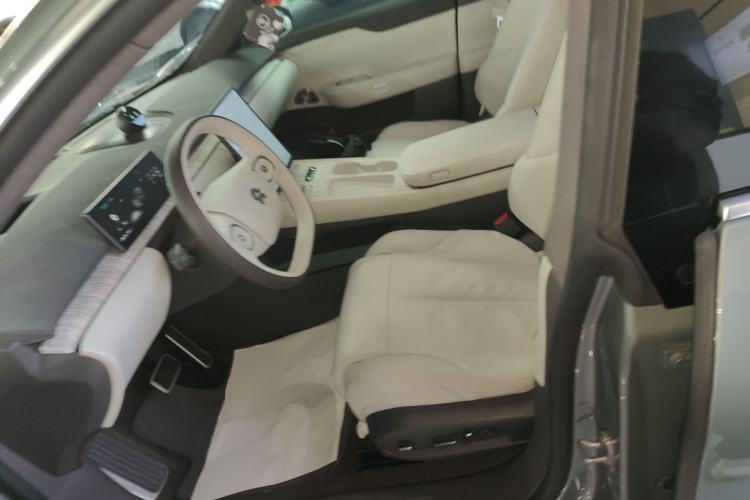 Used Nio ET7 2022 75 kWh Left Front Seat