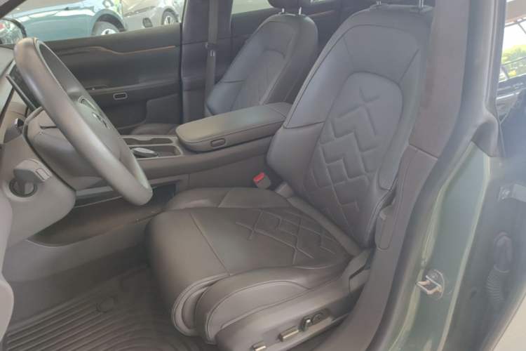 Used Nio ET7 2022 100kWh First Edition Left Front Seat