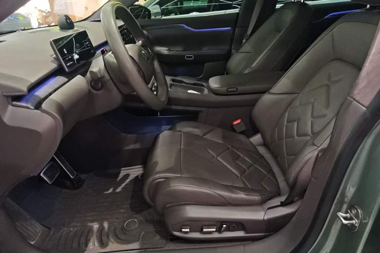 Used Nio ET7 2022 100kWh First Edition Left Front Seat