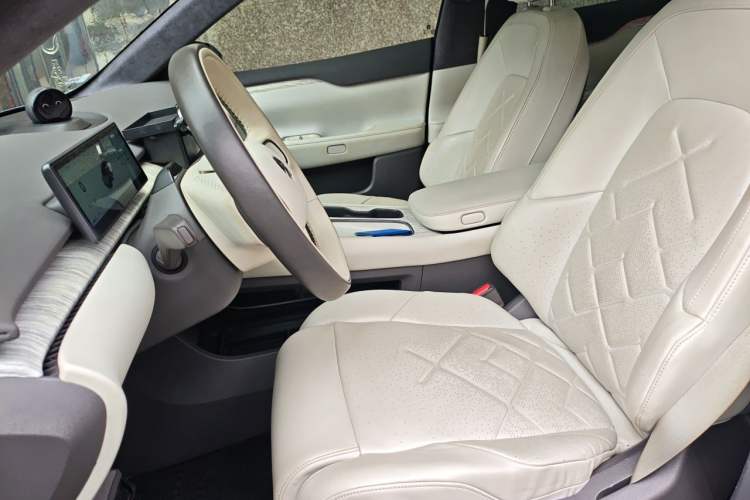 Used Nio ET7 2022 100kWh First Edition Left Front Seat