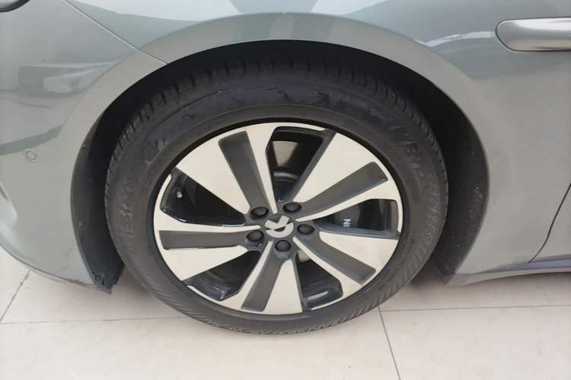 Used Nio ET7 2022 75 kWh Left Front Wheel Hub