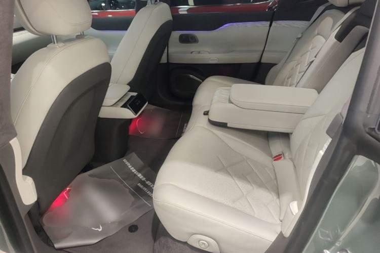 Used Nio ET7 2022 100kWh First Edition Left Rear Seat