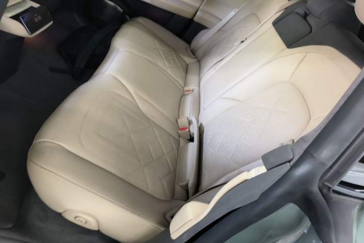Used Nio ET7 2022 100kWh First Edition Left Rear Seat