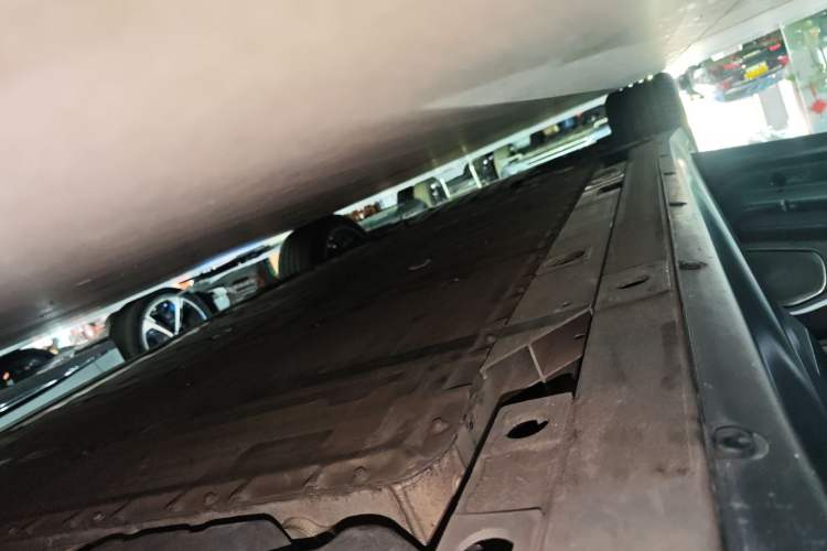 Used Nio ET7 2022 100kWh First Edition Left Side Sill