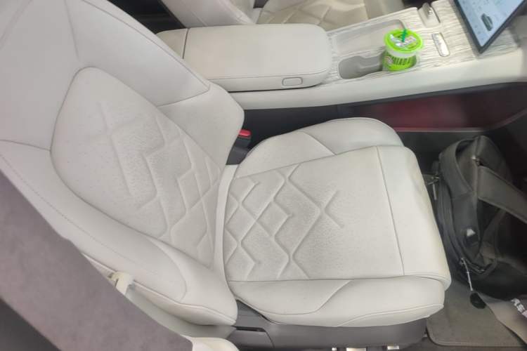 Used Nio ET7 2022 100kWh First Edition Right Front Seat