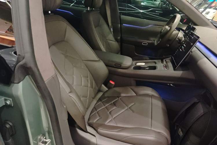Used Nio ET7 2022 100kWh First Edition Right Front Seat