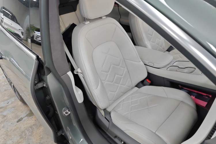 Used Nio ET7 2022 100kWh First Edition Right Front Seat