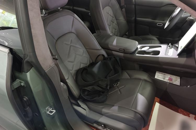 Used Nio ET7 2022 100kWh First Edition Right Front Seat