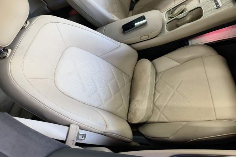 Used Nio ET7 2022 100kWh First Edition Right Front Seat