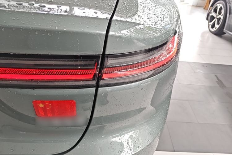 Used Nio ET7 2022 100kWh First Edition Right Rear Taillight