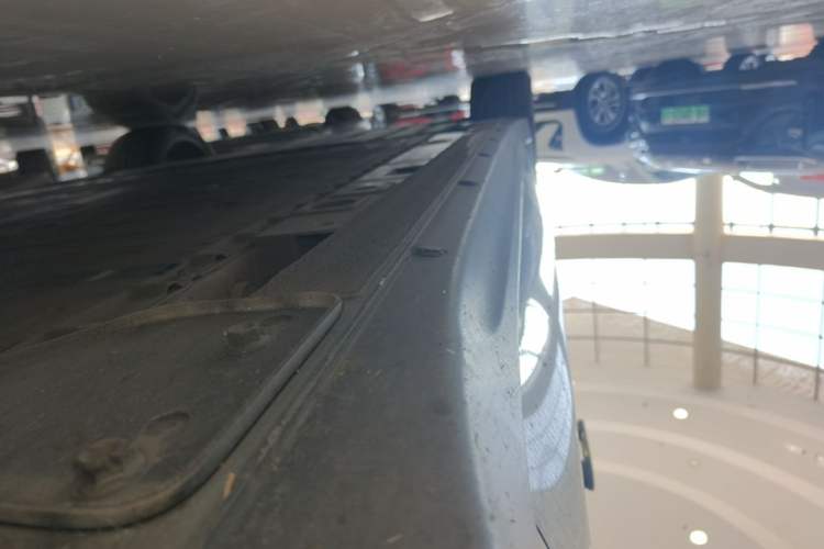 Used Nio ET7 2022 100kWh First Edition Right Side Sill