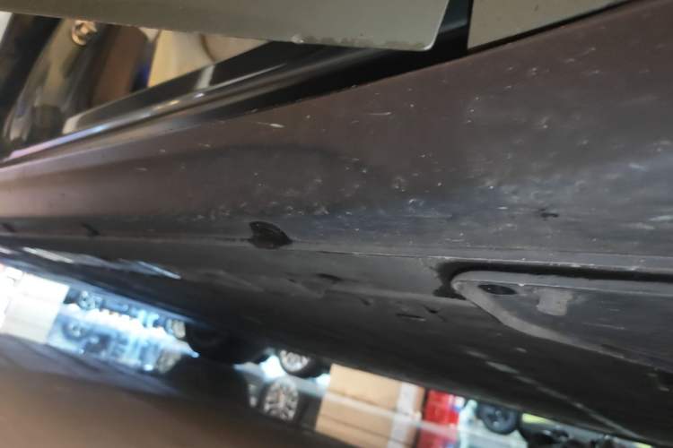 Used Nio ET7 2022 100kWh First Edition Right Side Sill