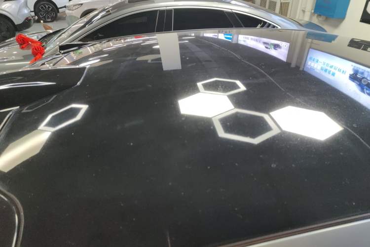 Used Nio ET7 2022 75 kWh Roof