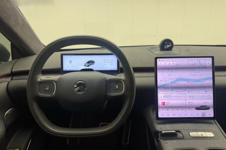 Used Nio ET7 2022 100kWh First Edition Steering Wheel