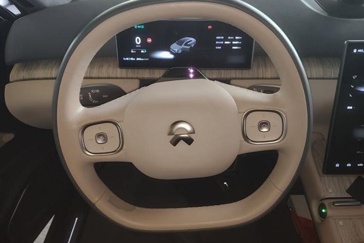 Used Nio ET7 2022 100kWh First Edition Steering Wheel