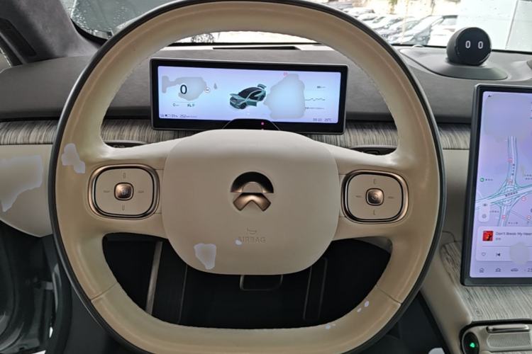 Used Nio ET7 2022 100kWh First Edition Steering Wheel