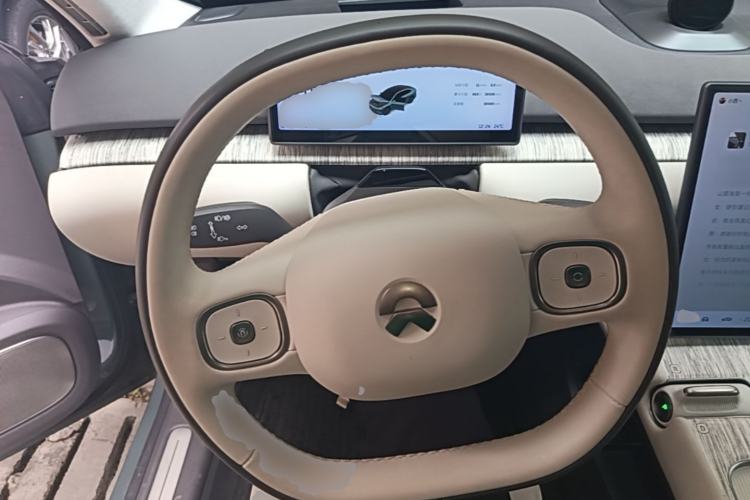 Used Nio ET7 2022 100kWh First Edition Steering Wheel