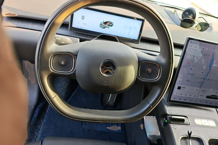 Used Nio ET7 2022 75 kWh Steering Wheel
