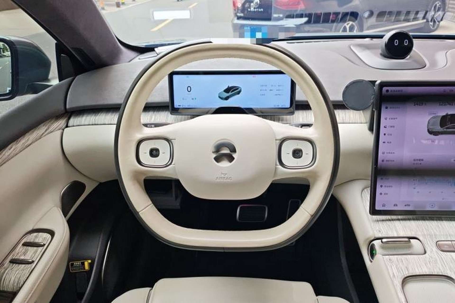 Used Nio ET7 2022 100kWh First Edition Steering Wheel