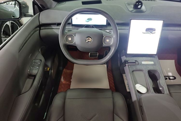 Used Nio ET7 2022 100kWh First Edition Steering Wheel