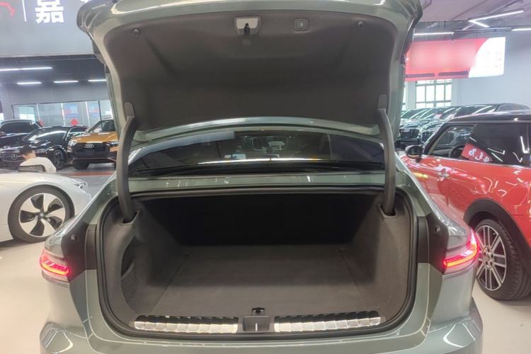 Used Nio ET7 2022 100kWh First Edition Trunk